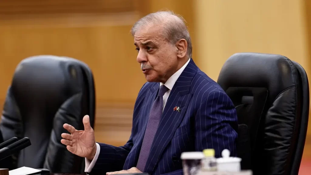باكستان: طهران ستفتح هرمز وواشنطن سترفع الحصار عن موانئ إيران فورا