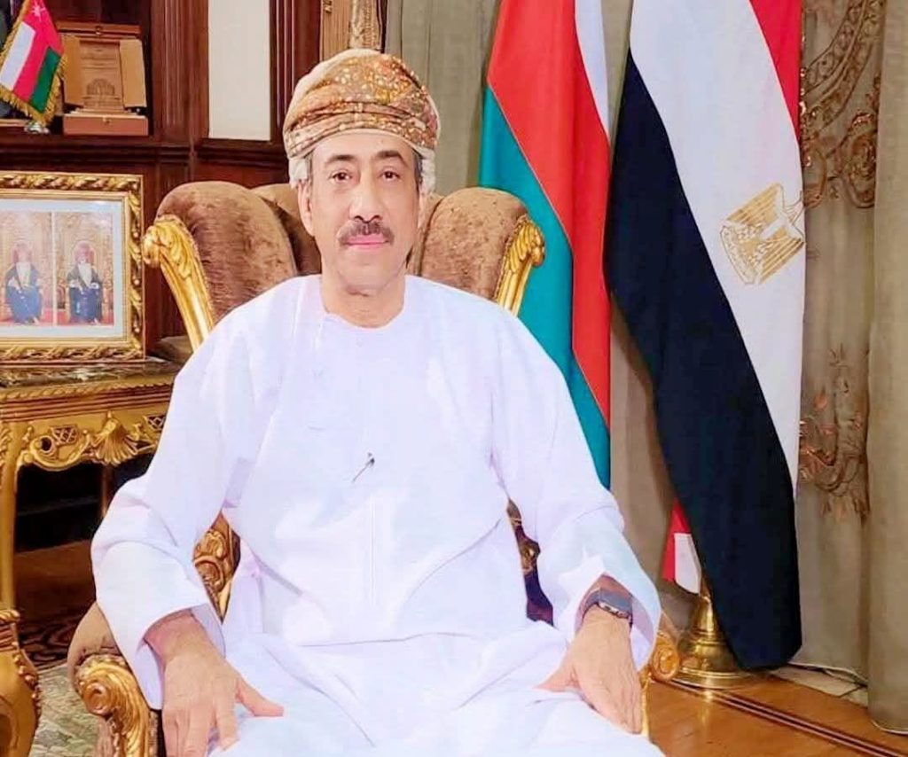 سفير عمان بالقاهرة يهنئ مصر: إنجاز المنتخب المصرى مصدر فخر واعتزاز لكل العرب