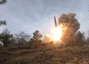 الدفاع الروسية تكشف أهداف الضربة الجماعية الليلية في كييف وأوديسا