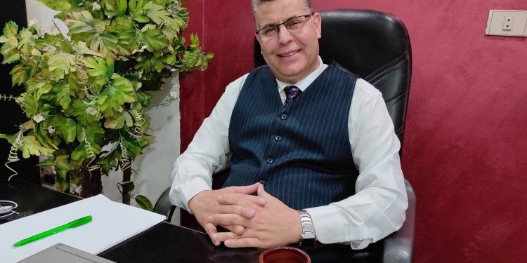 وأوحينا إلي أم موسي أن أرضعيه