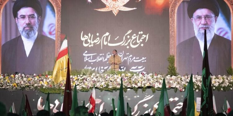 مجتبى خامنئي يتوعد بالثأر من قتلة والده: أحرار من أنحاء العالم سيؤدون قريبا جزءا من مهمة الانتقام