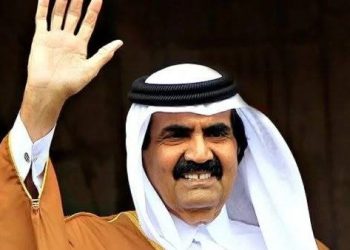 وفاة الشيخ حمد بن خليفة آل ثاني: الديوان الأميري القطري يعلن رحيل الأمير الوالد