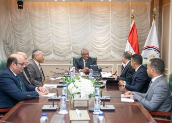 وزير الدولة للإنتاج الحربى يبحث مع تاليس توطين تكنولوجيا صناعة مكونات أجهزة الاتصالات وربطها بسلاسل الإمداد