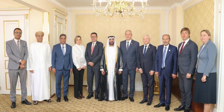 رئيس البرلمان العربي ورئيس مجلس نواب بيلاروس يستعرضان حصاد الزيارة ويؤكدان المضي في تنفيذ مخرجاتها