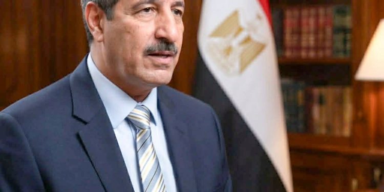 حين يصبح ضبط بطاقات التموين إنجازا وتضيع حقوق المواطنين