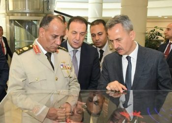 وزير الدفاع المصرى يختتم زيارة ناجحة لتركيا ويعود إلى مصر بعد مباحثات دفاعية موسعة