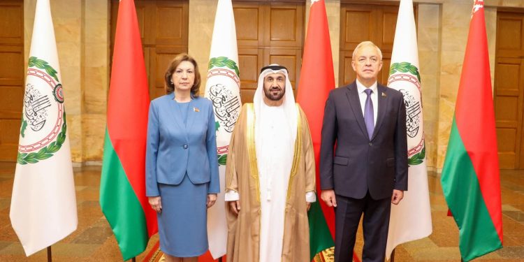 رئيس البرلمان العربي يعقد مباحثات موسعة مع رئيسي الجمعية الوطنية في بيلاروس
