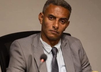 من أزامل الفراعنة إلى خوارزميات المنصات: التاريخ الذي لم يُكتب في قصور الرؤساء