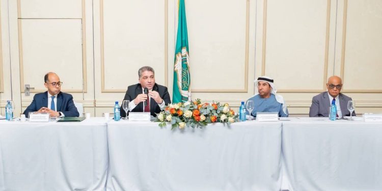 رئيس بعثة الجامعة العربية لدى جنوب أفريقيا يستقبل وفد لجنة الشؤون الخارجية بالبرلمان العربي