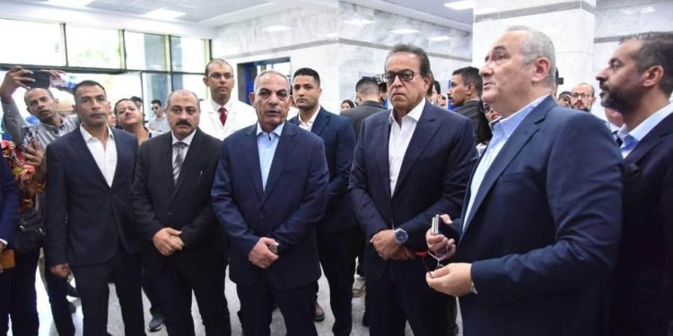 وزير الصحة يتفقد مشروع تطوير مستشفى أورام الإسماعيلية ويشيد بجودة الخدمات وسرعة حصول المرضى على البروتوكولات العلاجية