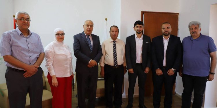 جامعة نابلس تعقد شراكة استراتيجية مع “الحياة للدراسات والبحوث” لتعزيز البحث العلمي وتأهيل الكوادر لسوق العمل