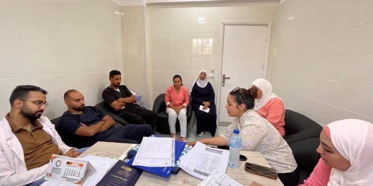 سلامة المرضى تتابع جاهزية وحدة صحة سفاجا وتدعم تطبيق معايير الجودة
