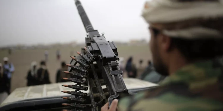 أنصار الله” تعلن استهداف تحشيدات وأسلحة سعودية في منطقة المخا