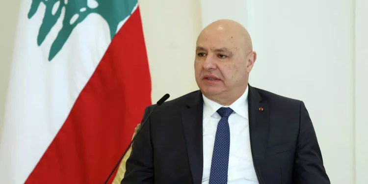 الرئيس اللبناني: المرحلة المقبلة تتطلب انتشار الجيش على كامل الحدود الجنوبية وحصر السلاح بيد الدولة