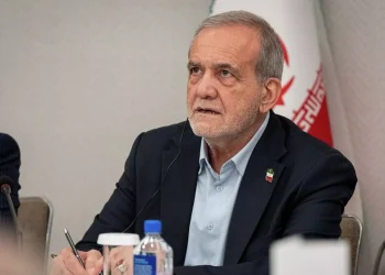 الرئيس الإيراني: من الأفضل أن ننهي الحرب اليوم ونحن في أوج قوتنا وكرامتنا