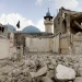 رغم الخراب.. بائع خضار يرفض النزوح ويعيد فتح محله في سوق النبطية القديم