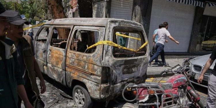 قتلى ومصابون في انفجار حافلة ركاب بمدينة جرمانا في سوريا