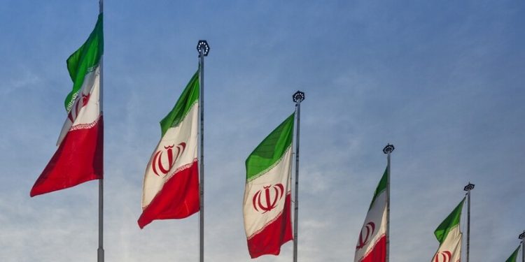 الخارجية الإيرانية تكشف تطورات مفاوضات مضيق هرمز مع عُمان