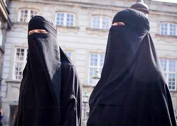 قانون النقاب: البرتغال تحظر إخفاء الوجه فى الأماكن العامة