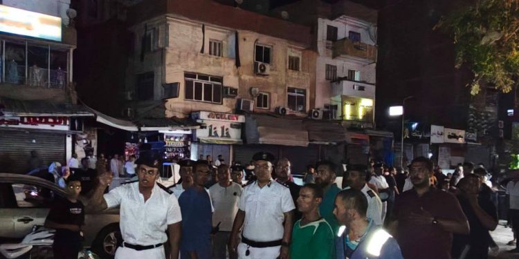 السويس.. حملات مكبرة لإزالة الإشغالات والتعديات وضبط الشوارع بالأحياء