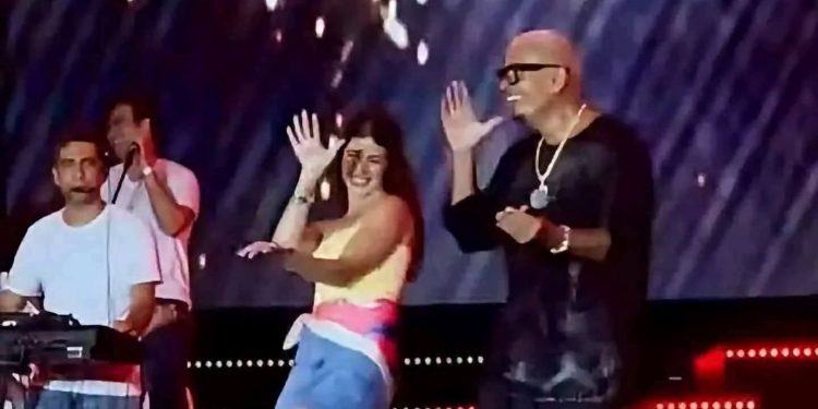 يا مصر بتعمليها إزاي
