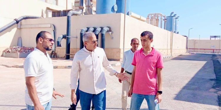 رئيس مياه البحر الأحمر يتابع انتظام التشغيل والطاقة الإنتاجية بمحطة اليسر لتحلية المياه