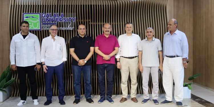 محافظ السويس يتفقد جامعة ومنتجع الجلالة لدعم التنمية والاستثمار والسياحة