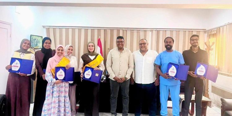 إدارة الأشعة تكرم أبطال التميز بمستشفى حميات الغردقة تقديرا لجهودهم فى تحقيق الجودة والاعتماد