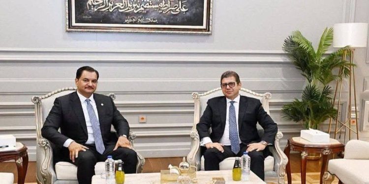 الوزير حسن رشاد رئيس المخابرات العامة يلتقى مع نائب قائد العام للقوات المسلحة الليبية الفريق أول صدام حفتر فى العلمين