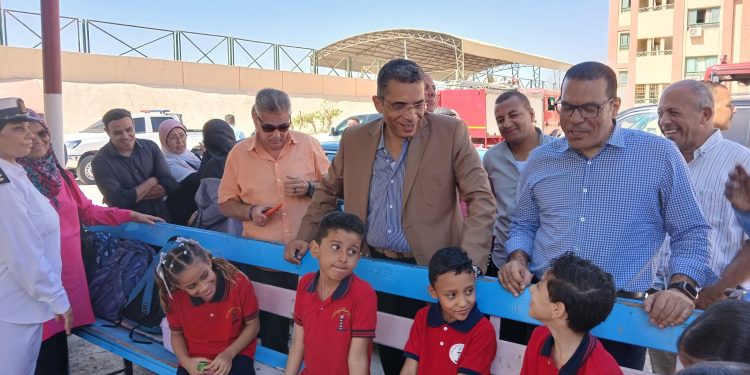 اهتمام أمني وتربوى متكامل بسلامة الطلاب داخل مدرسة الميناء التجريبية بالبحر الأحمر