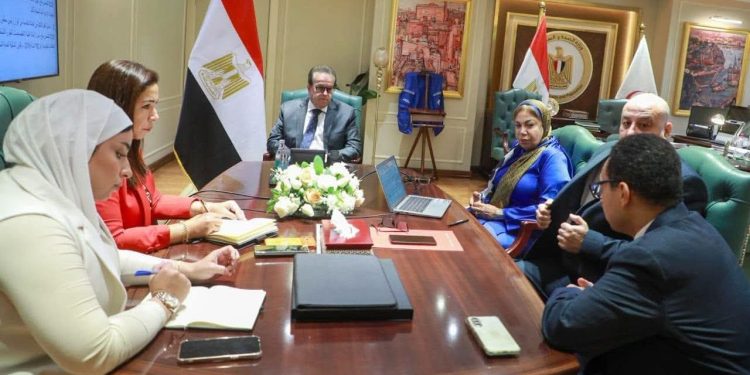 وزير الصحة يبحث ملفات التعاون مع رئيس الأمانة الفنية للمجلس الوطنى للتعليم والبحث والابتكار