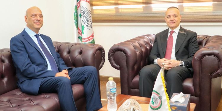الأمين العام للبرلمان العربي يلتقي مساعد وزير الخارجية المصرية للشؤون البرلمانية