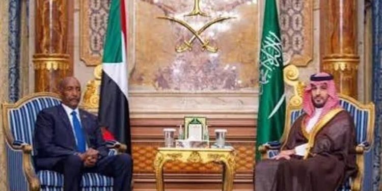 السعودية على خط أزمة السودان.. محمد بن سلمان يؤكد دعم وحدة البلاد وعودة النازحين