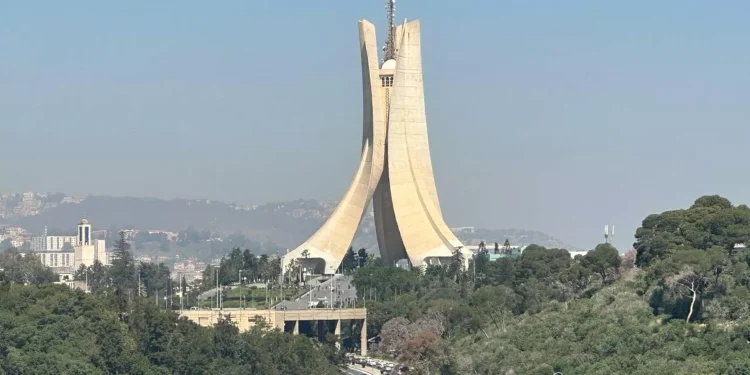 الجزائر وفرنسا… هل تنجح دبلوماسية الطاقة