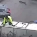 سائق يقفز من شاحنته قبل أن تجرفها سيول تشيلي