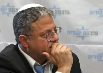 بن غفير يشارك في هدم بناية فلسطينية من 5 طوابق بالقدس المحتلة