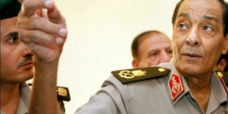 مصر: السيسي يكشف تفاصيل حواره مع المشير طنطاوي بشأن تسليم السلطة للإخوان