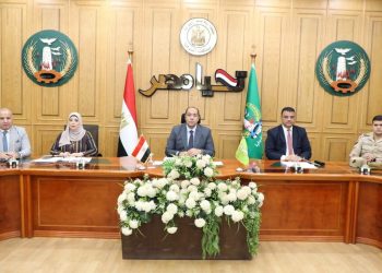نائب المحافظ يعقد اجتماعًا تنسيقيًا لمتابعة تسليم الأراضي لمشروعات المبادرة الرئاسية “حياة كريمة”