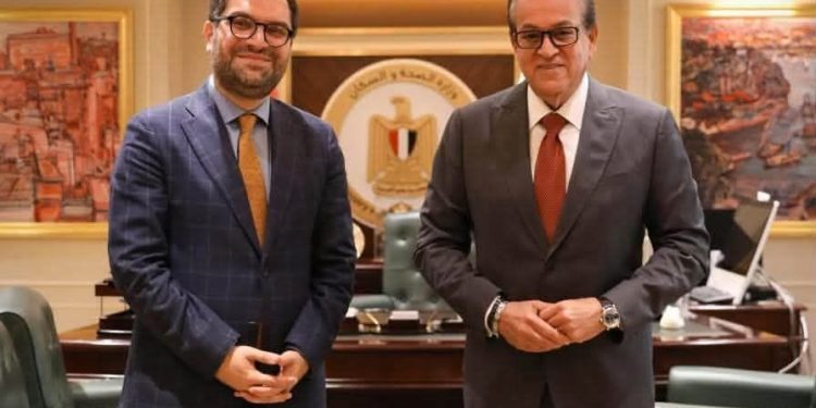 وزير الصحة يستقبل مرشح أرمينيا لمنصب مدير عام منظمة الصحة العالمية