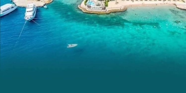 ساحل جديد على البحر الأحمر مصر تخطط لتعظيم سياحتها الشاطئية