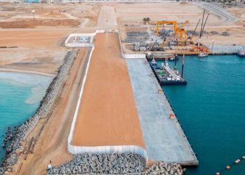 بعد تطوير الميناء.. مصر تخطط لإنشاء ألف مصنع فى العريش