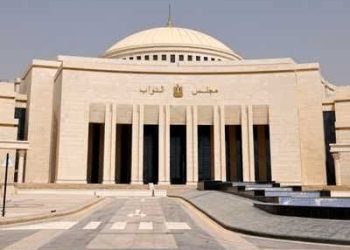 البرلمان المصري يؤجل مناقشة تقديم الدعم للسعودية أسبوعا