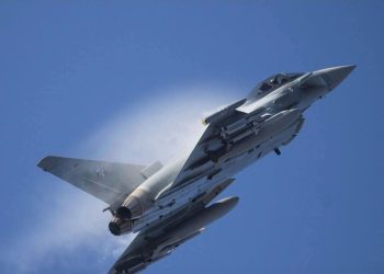 بريطانيا تنشر طائرات مقاتـلة للدفاع عن السعودية من هجمات الحـوثيين