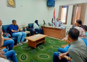 التأمين الصحي بالبحر الأحمر يبحث تطوير الخدمات العلاجية ومواجهة التكدس ونقص الأدوية