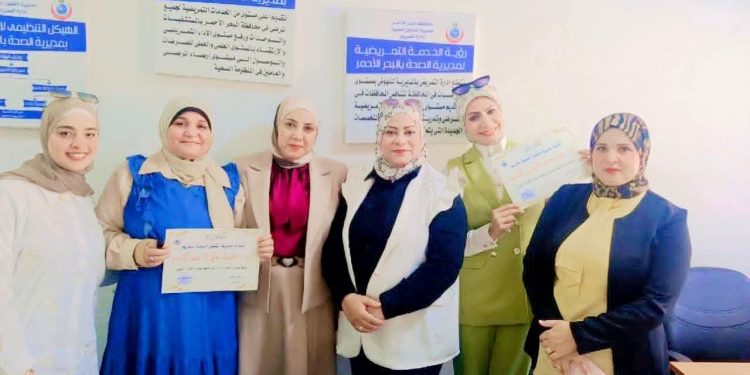 الكارت الذهبي بالبحر الأحمر.. تكريم الكفاءات المتميزة بوحدة الميناء الصحية