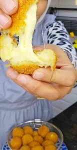 طريقة عمل البطاطس المحشية بالموتزريلا