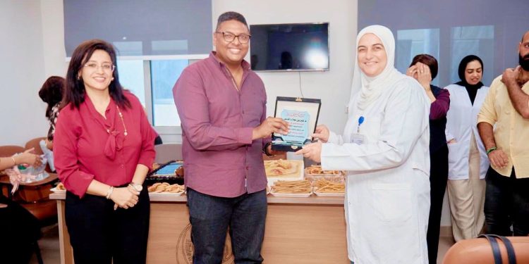 مستشفى حميات الغردقة نموذج مشرف فى الرعاية الصحية.. جهود متميزة وإشادة بدور الإدارة وفريق العمل بقيادة الدكتورة شيرين علاء